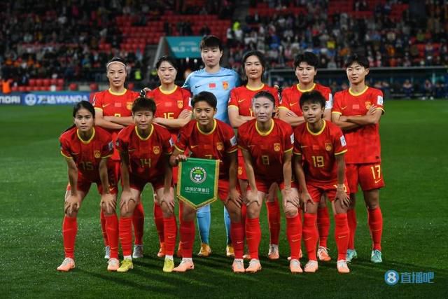 作为妻夫的师妹,贯地谷志保里、 妻夫木聪赴韩宣传受追捧 自曝超爱韩国烤肉 2009-05-26 剧照 妻夫木聪笑容可爱 妻夫木聪、河正宇 正在韩国宣传新片《船》的日本男星妻夫木聪,24日圆满完成了两天繁忙的宣传工作回到日本。
